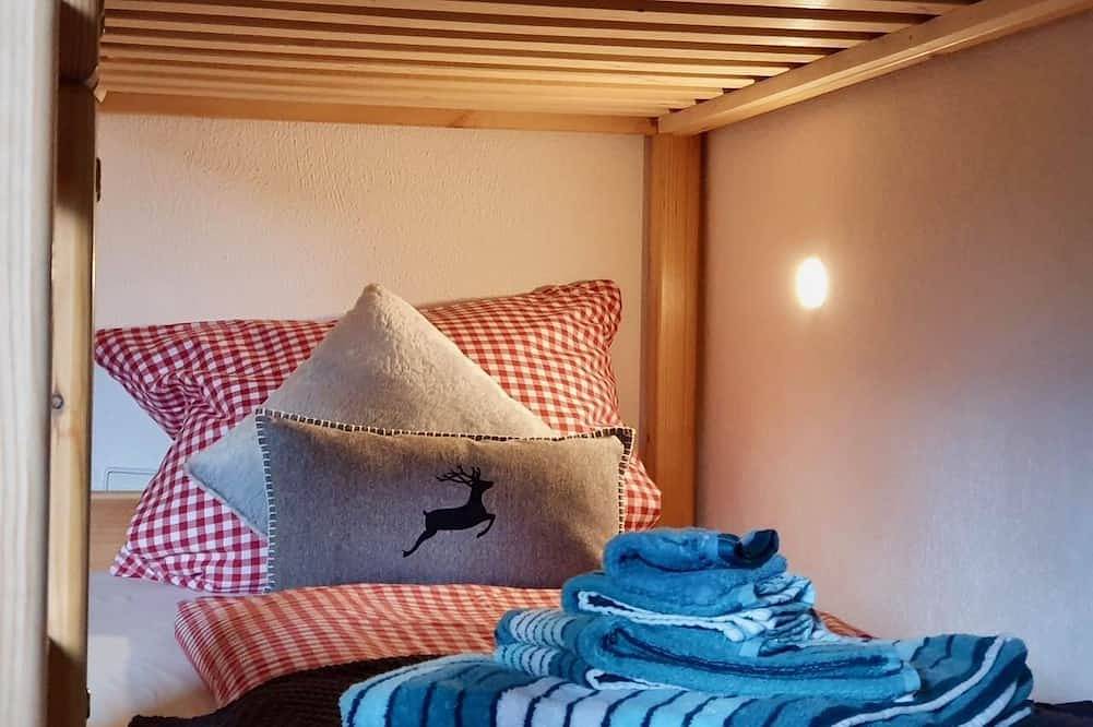 Geheel appartement, Apartment with 125sqm, 3 bedrooms, max. 8 persons in Tannheim, Allgäuer Alpen (Oostenrijk)