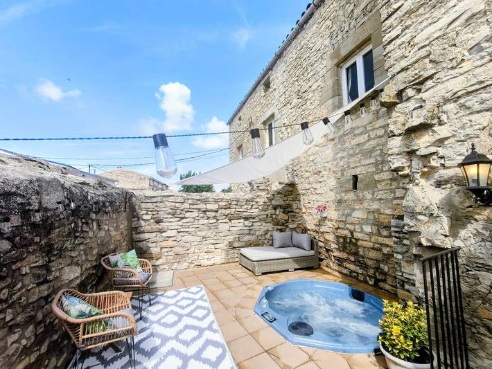 Casa rural para 18 personas, con jacuzzi y jardín en Provincia de Lleida - 4