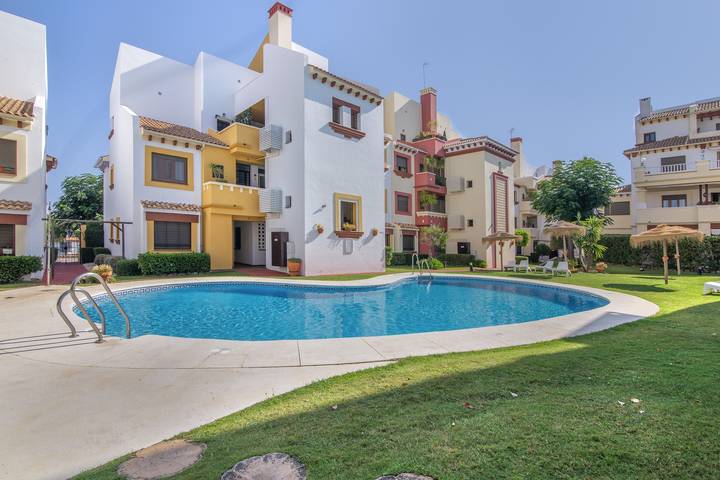 Apartamento de férias para 7 pessoas, com Varanda e Jardim e ainda Piscina infantil