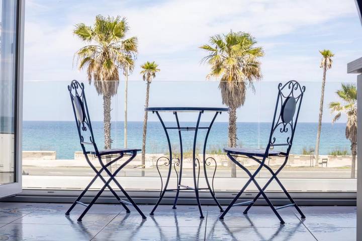 Appartamento per 4 persone, con Terrazza e Giardino a Gioia Tauro