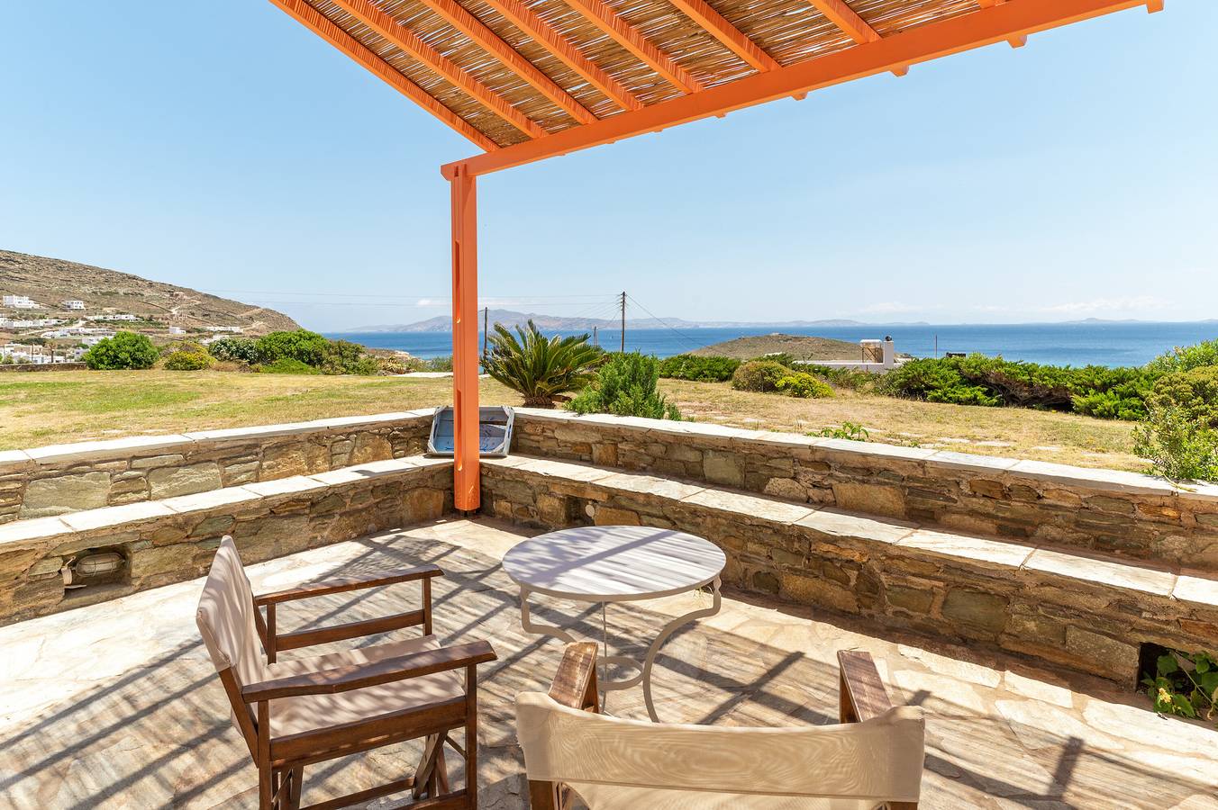Ferienhaus 'Anemologio 201 Tinos' mit Meerblick, Wlan und Klimaanlage in Ormos Agiou Ioannou, Tínos