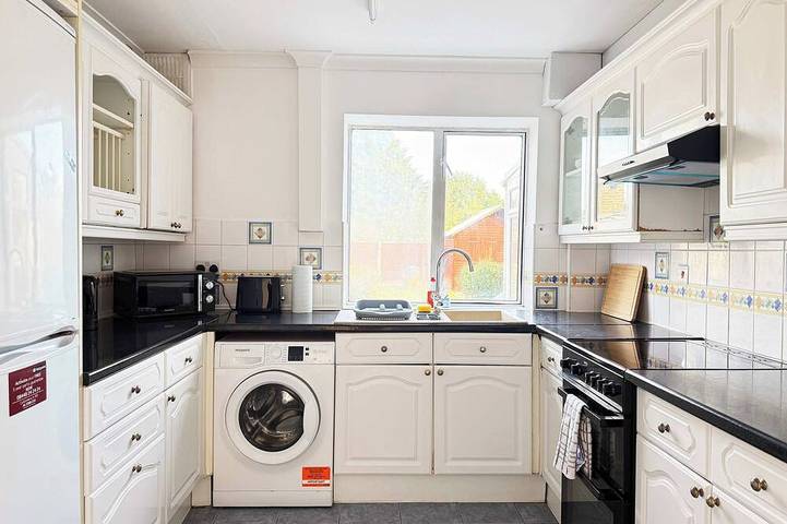 Spacious 3 Bed Near Gatwick, Ideal for groups in Crawley, Sussex de l'Ouest