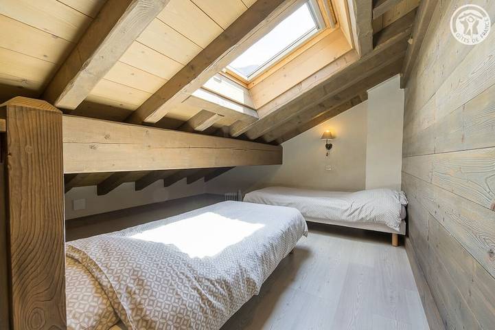 Chalet 6P Sur Domaine Skiable La Plagne-Les Arcs A Champagny En Vanoise in Champagny-en-Vanoise, Massif de la Vanoise