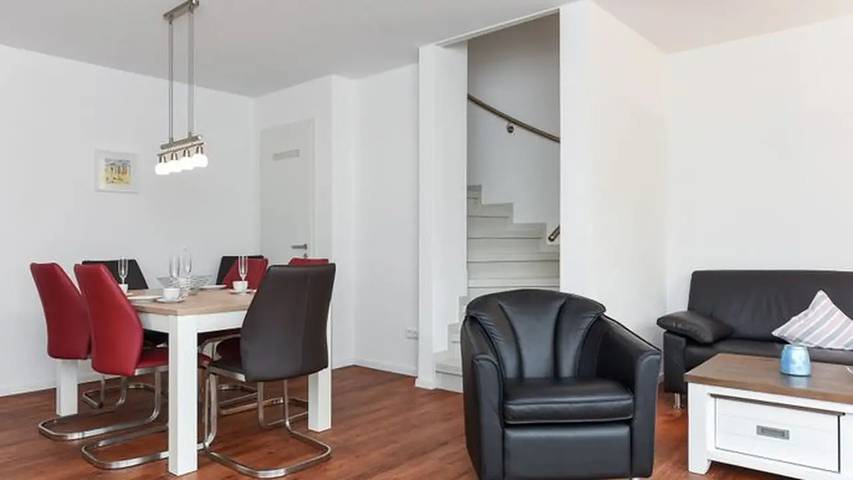 Ferienhaus für 8 Personen, mit Terrasse und Garten in Bensersiel - 2