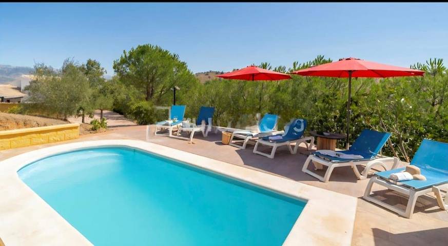 Casa rural para 6 personas, con Terraza y Jardín además de Piscina y Vistas en Casabermeja - 4