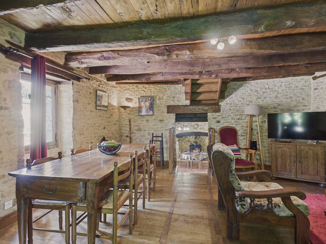 Maison de campagne pour 6 avec piscine et jardin in Saint-Crépin-et-Carlucet, Périgord Noir