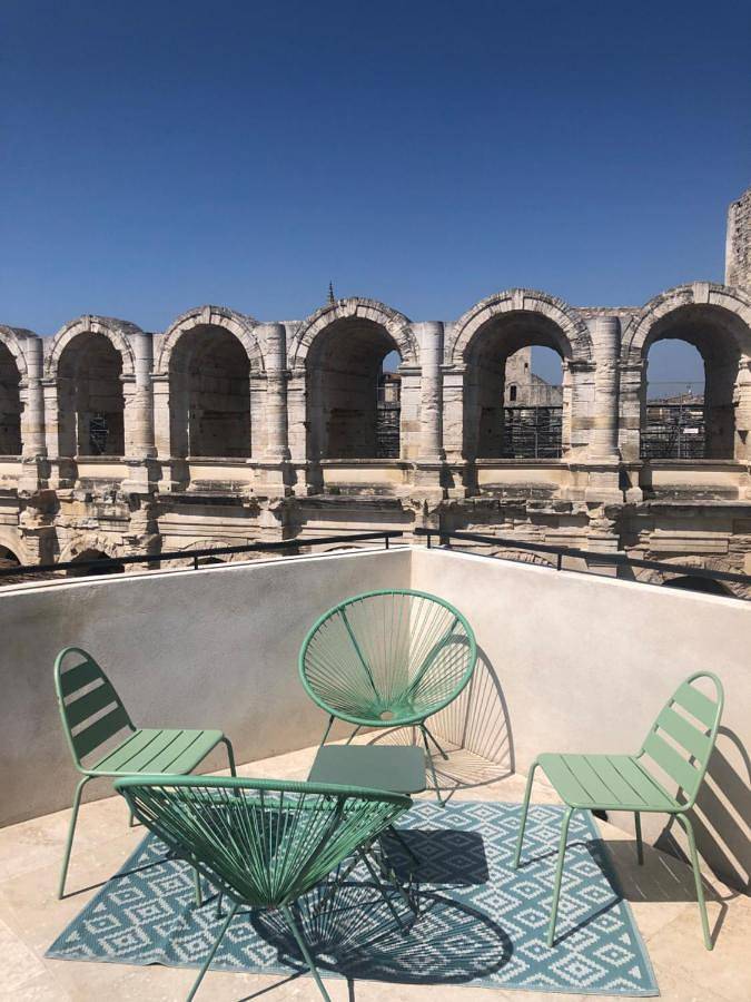 Gîte pour 4 personnes, avec terrasse et vue dans Arenes D Arles - 3