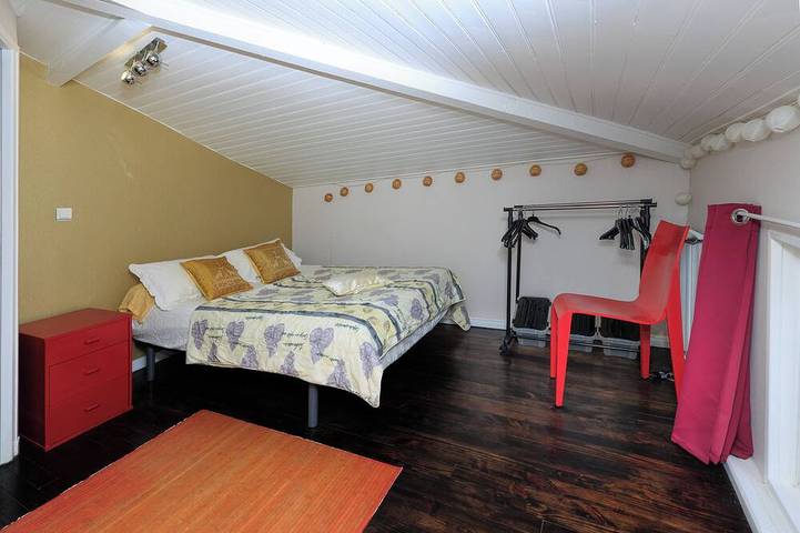 Location de vacances pour 7 personnes, avec terrasse et jardin à Saint-Michel-Escalus - 4