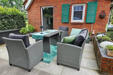Ferienhaus für 2 Personen, mit Garten und Terrasse, mit Haustier in Uplengen