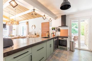 Villa pour 10 Personnes dans Pougnadoresse, Région de Nîmes, Photo 3