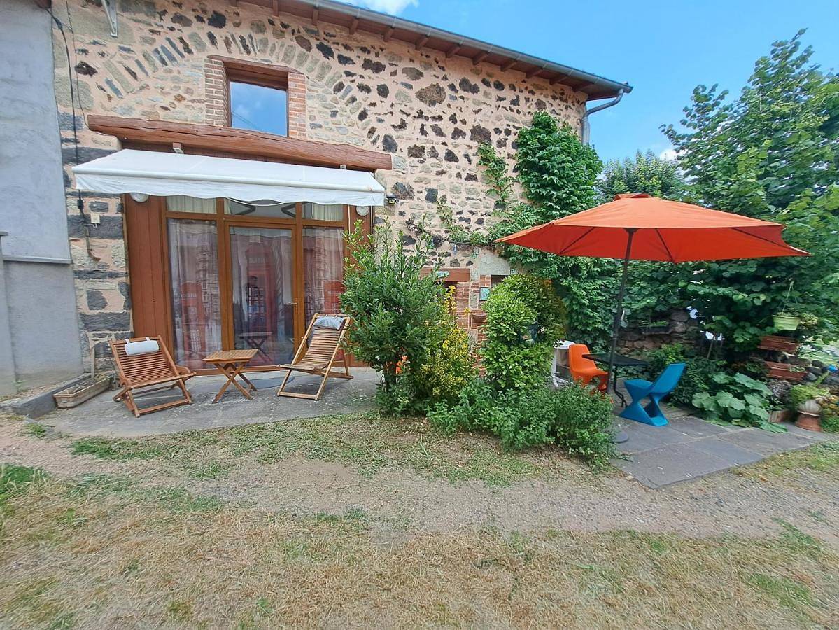 Le Céleste - Maison de vacances familiale in Châtel-Guyon, Parc naturel régional des Volcans d'Auvergne