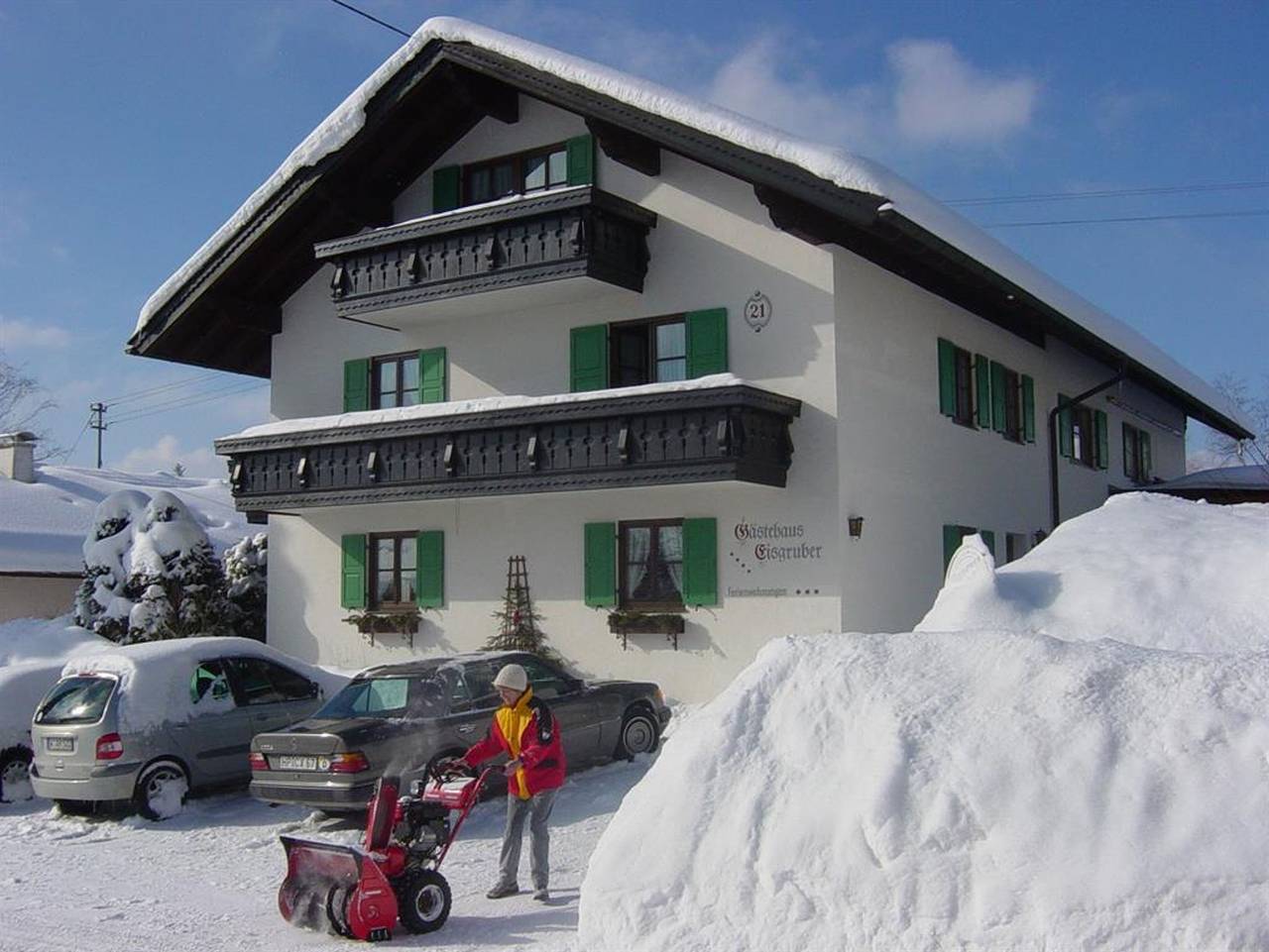 Ganze Ferienwohnung, Gästehaus Eisgruber - Ferienwohnung (Typ C) in Bad Kohlgrub, Bayerische Alpen