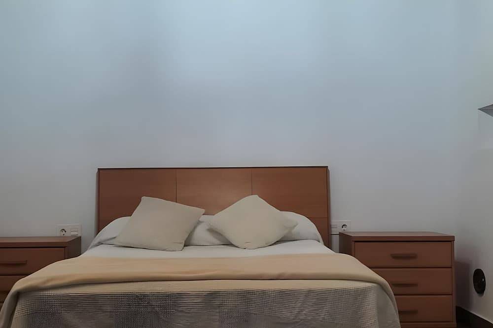 Vacation 'Finca Con Piscina En Arafo' with Mountain View, Private Pool and Wi-Fi in Arafo, Arafo region