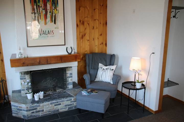 Ferieudlejning for 8 personer, med balkon og have i Schweiz