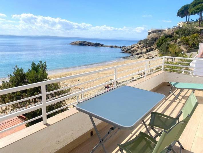 Entire apartment, Beautiful apartment in Roses, 2 bedrooms, terrace, private parking in l'Almadrava, Roses