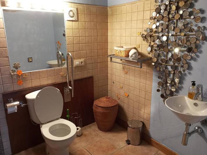 Chalet para 3 personas, con vistas además de piscina y jardín en Provincia de Pontevedra - 2