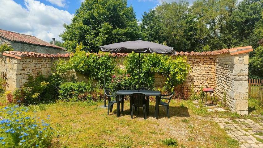 Location de vacances pour 4 personnes, avec Terrasse et Jardin à Villiers-le-Roux - 3