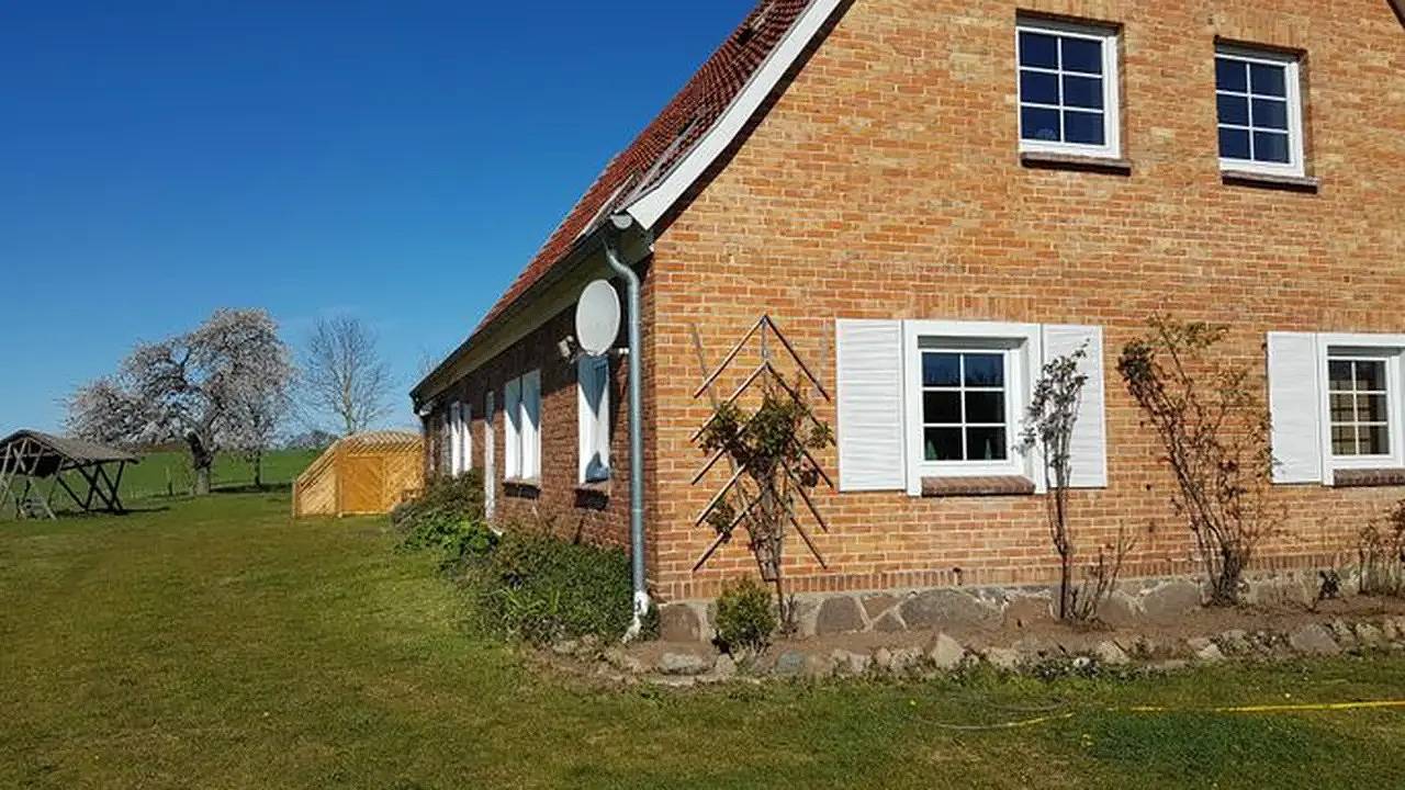 Entire holiday apartment, Ferienwohnung für 4 Personen (70 m²) in Hoppenrade (Mecklenburg-Vorpommern) in Krakow am See, Mecklenburg Lakes