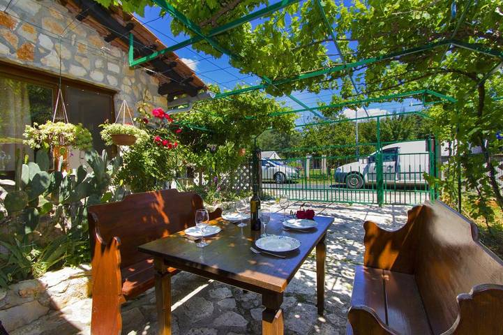 Ferienhaus für 6 Personen mit Terrasse in Südküste Istrien