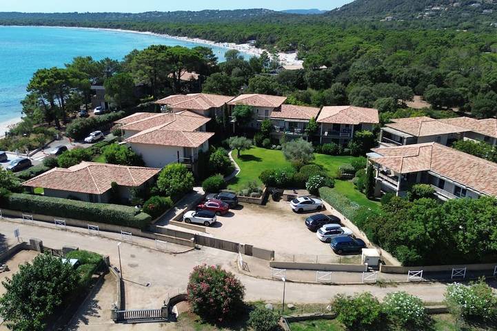 Apartamento entero, Residencia de apartamentos vigilado 70m de la playa de Pinarello in Pinarellu, Zonza