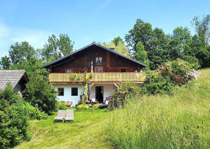 Vakantiehuis voor 8 personen, with Balkon and Tuin as well as Kinderzwembad in Maishofen