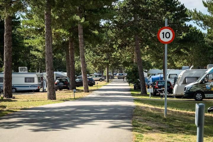 Camp-Let Zeltverleih Anhänger 4 Personen in Schwedische Ostsee