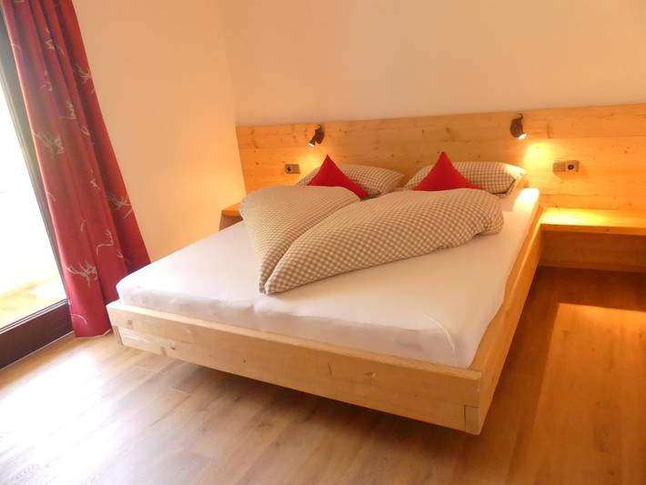 Ferienwohnung für 5 Personen, mit Balkon und Garten in Unterjoch