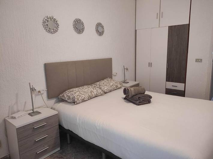 Gîte pour 4 personnes, avec balcon ainsi que piscine et vue dans La Manga del Mar Menor - 2