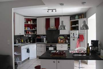 Gîte pour 4 personnes, avec jardin à La Riche