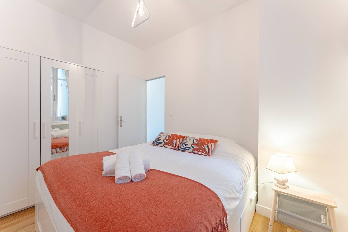 Entire apartment, Lucia - Appt sur l'Île Feydeau, au cœur de Nantes in Nantes, Nantes region