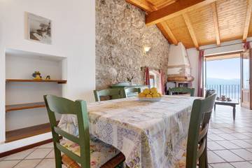 Holiday Rental for 4 People in Tignale, Northern Lake Regions, Photo 1