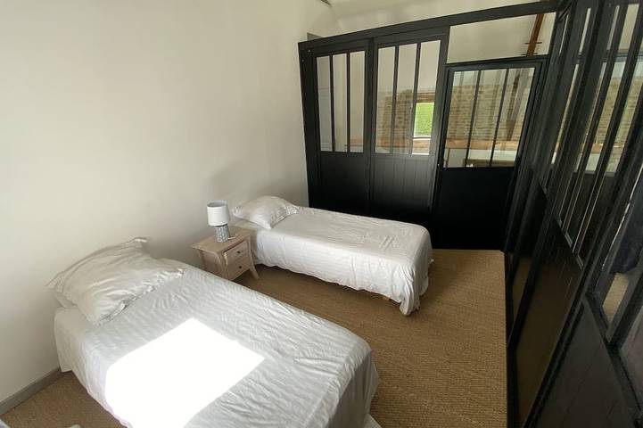 Gîte pour 6 personnes, avec terrasse et jardin à Meuvaines - 4