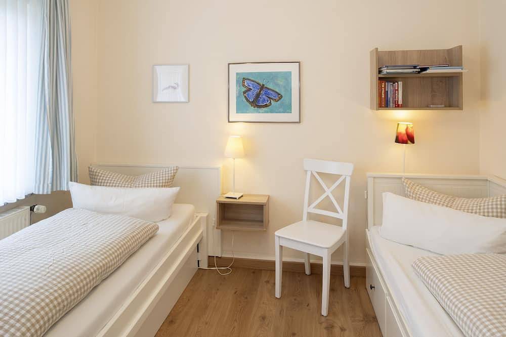 Entire apartment, Ferienwohnung \"levennüst\" im Schönen Freesenhoff an der Hafenstraße am Ortsrand in Langeoog