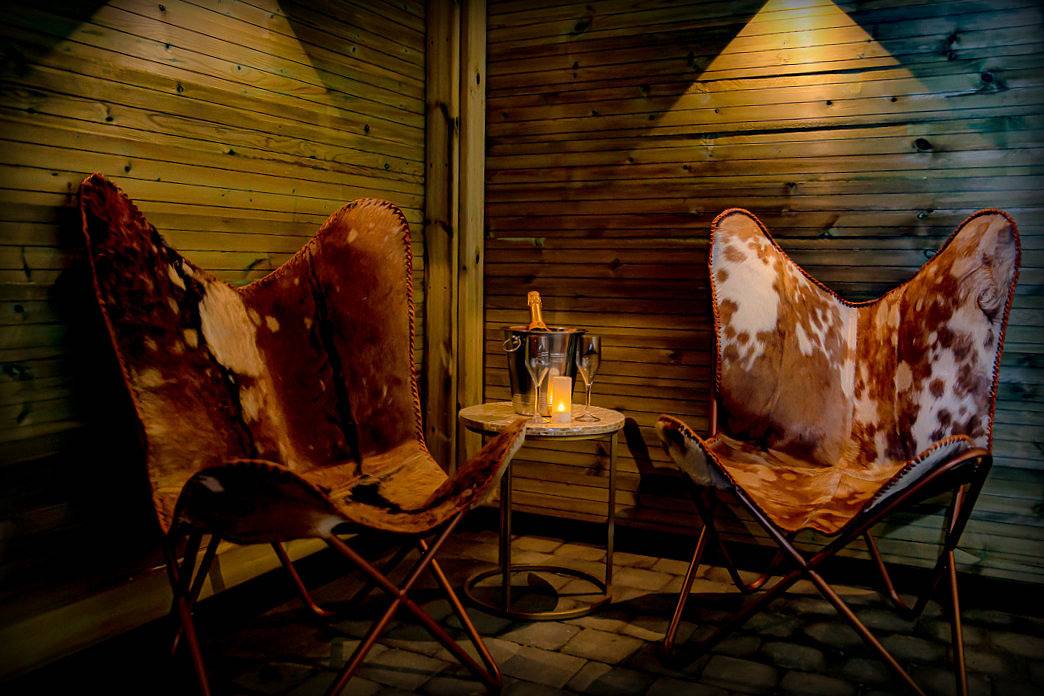 La Suite du Spa du Cabanon avec Spa privatif in Aye, Marche-en-Famenne