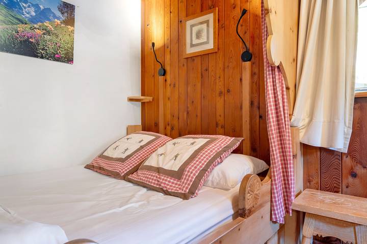 Gîte Les Croës - Chalet Les Abeillos in Bonneval-sur-Arc, Massif de la Vanoise