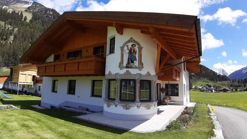 Bauernhof für 2 Personen, mit Balkon im Lechtal