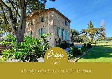 Gîte pour 4 personnes, avec jardin ainsi que vue et piscine à Caux