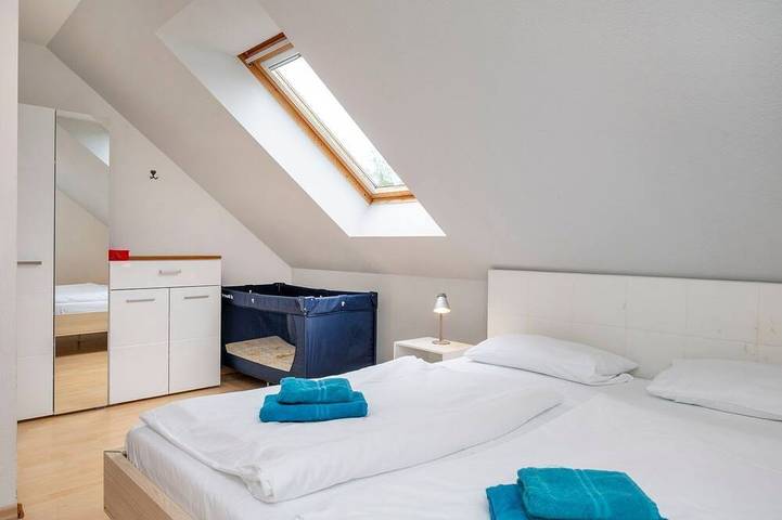 Haus Zeitlos - Schönes freistehendes Ferienhaus mit möblierter Südterrasse und in Zingst, Fischland - Darß - Zingst