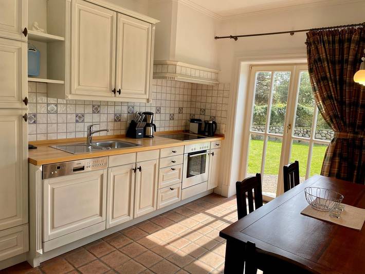 Ganze Wohnung, Strandnahes App. für 6 Pers. mit Sauna, Terrasse, WLAN. Haustiere erlaubt. in Westerland, Sylt (Gemeinde)