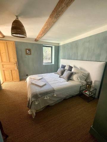 Cottage pour 2 personnes, avec jardin et vue à Fressac