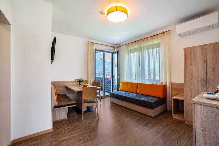 Ferienwohnung für 3 Personen, mit Garten und Sauna in Schenna - 2