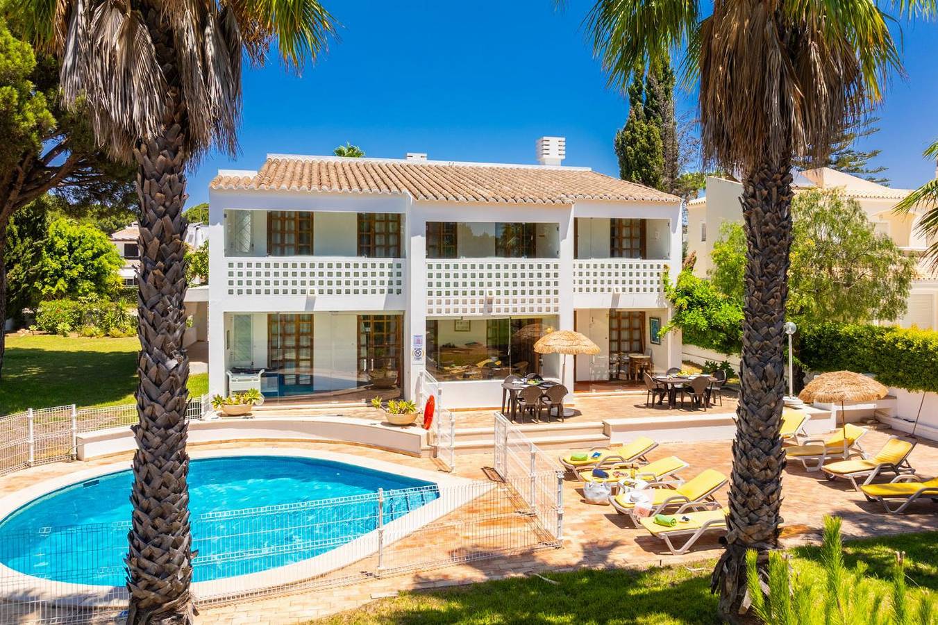 Villa per 9 persone con terrazza in Quarteira, Distretto di Faro