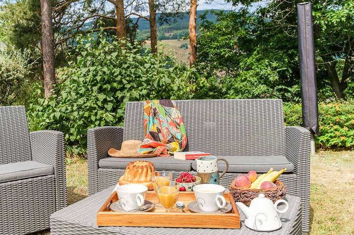 Gîte pour 3 personnes, avec terrasse ainsi que jacuzzi et jardin, animaux acceptés à Lapoutroie