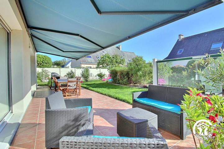 Gîte pour 8 personnes, avec jardin et terrasse à Le Tour-du-Parc - 3