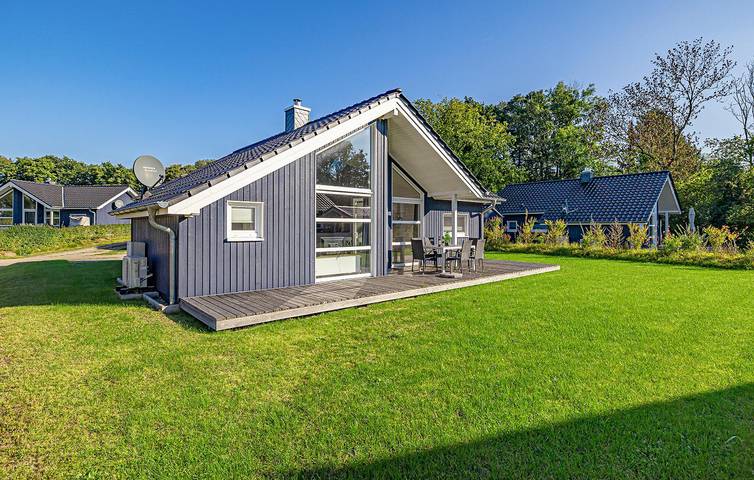 Gemütliche Wohnung mit Terrasse und Parkplatz, 1000m zum Warder Beach in Krems II, Kreis Segeberg