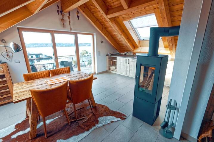Ferienwohnung für 4 Personen, mit Balkon und Sauna sowie Seeblick und Ausblick beim Oktoberfest - 4