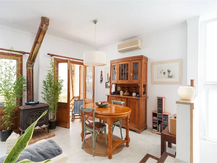 Entire holiday apartment, La Casa Del Far - House In Alcanada. Free Wifi in Alcanada, Alcúdia