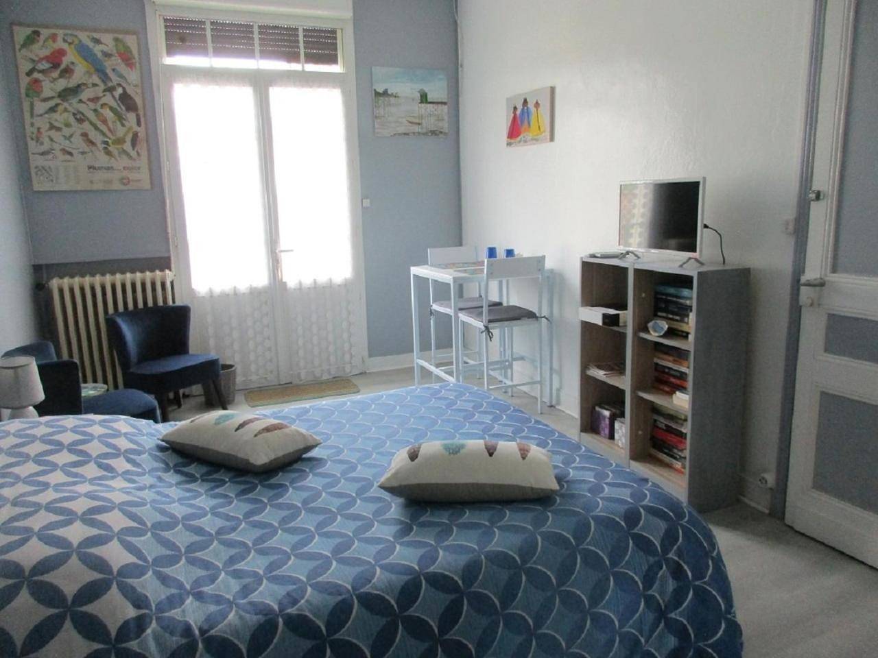 Deluxe Double Room with Shower in Andernos-les-Bains, Région d'Arcachon