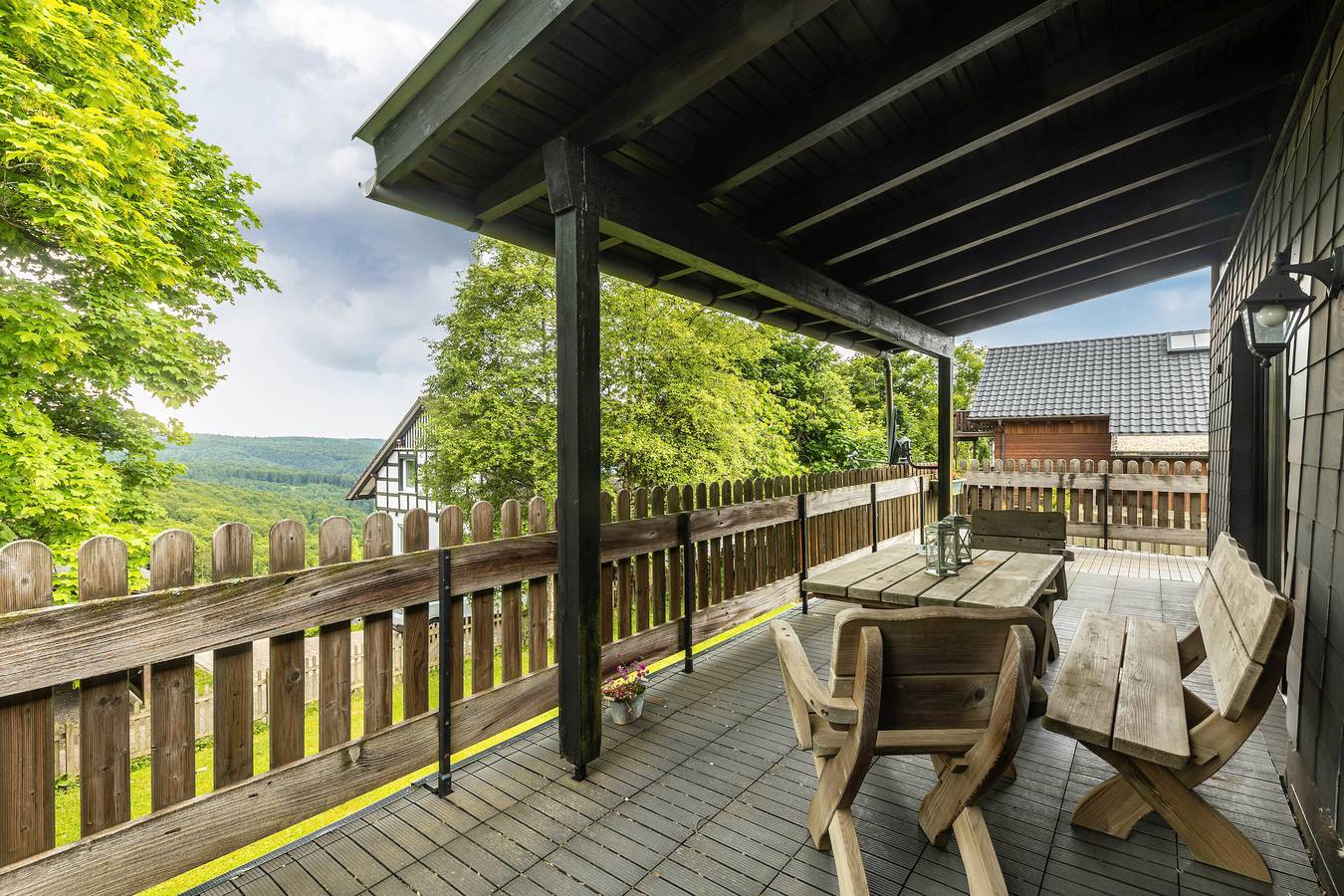 Ganze Wohnung, Ferienwohnung 'Schanze 20' mit Bergblick, Gemeinschaftsterrasse und Wi-Fi in Schanze, Schmallenberg