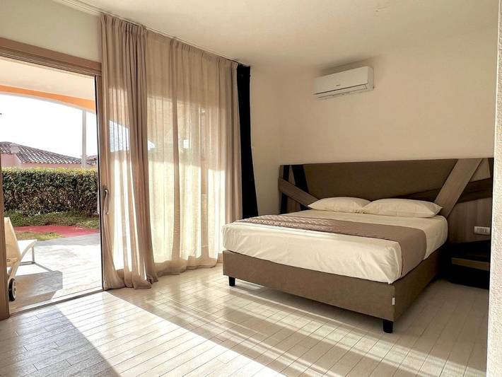 B&b per 4 persone, con Terrazza e Giardino sull' Isola della Maddalena